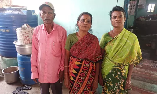 கருமத்தம்பட்டி அருகே மாயமான இளம்பெண்  உறவினர்களிடம் ஒப்படைப்பு