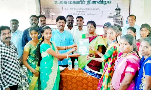 வேதாரண்யம் அரசு கல்லூரியில் மகளிர் தினவிழா