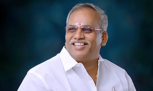 பேனர் காட்டிய சுயேட்சை எம்.எல்.ஏ. மீது நடவடிக்கை-சபாநாயகர் ஏம்பலம் செல்வம் அறிவிப்பு