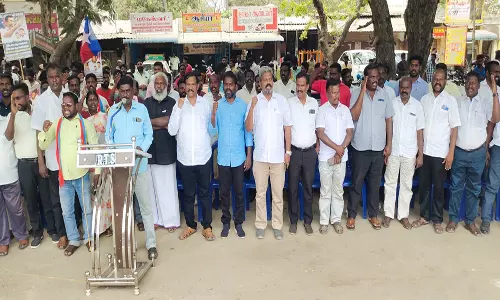 கடலூரில்    விடுதலை சிறுத்தைகள் கட்சி ஆர்ப்பாட்டம்