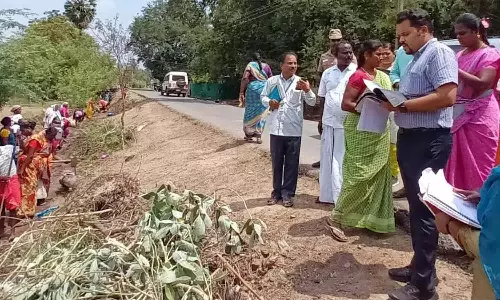 மாமல்லபுரம் அருகே மத்திய, மாநில அரசு திட்ட பணிகளை திடீர் ஆய்வு செய்தார் கலெக்டர் ராகுல்நாத்