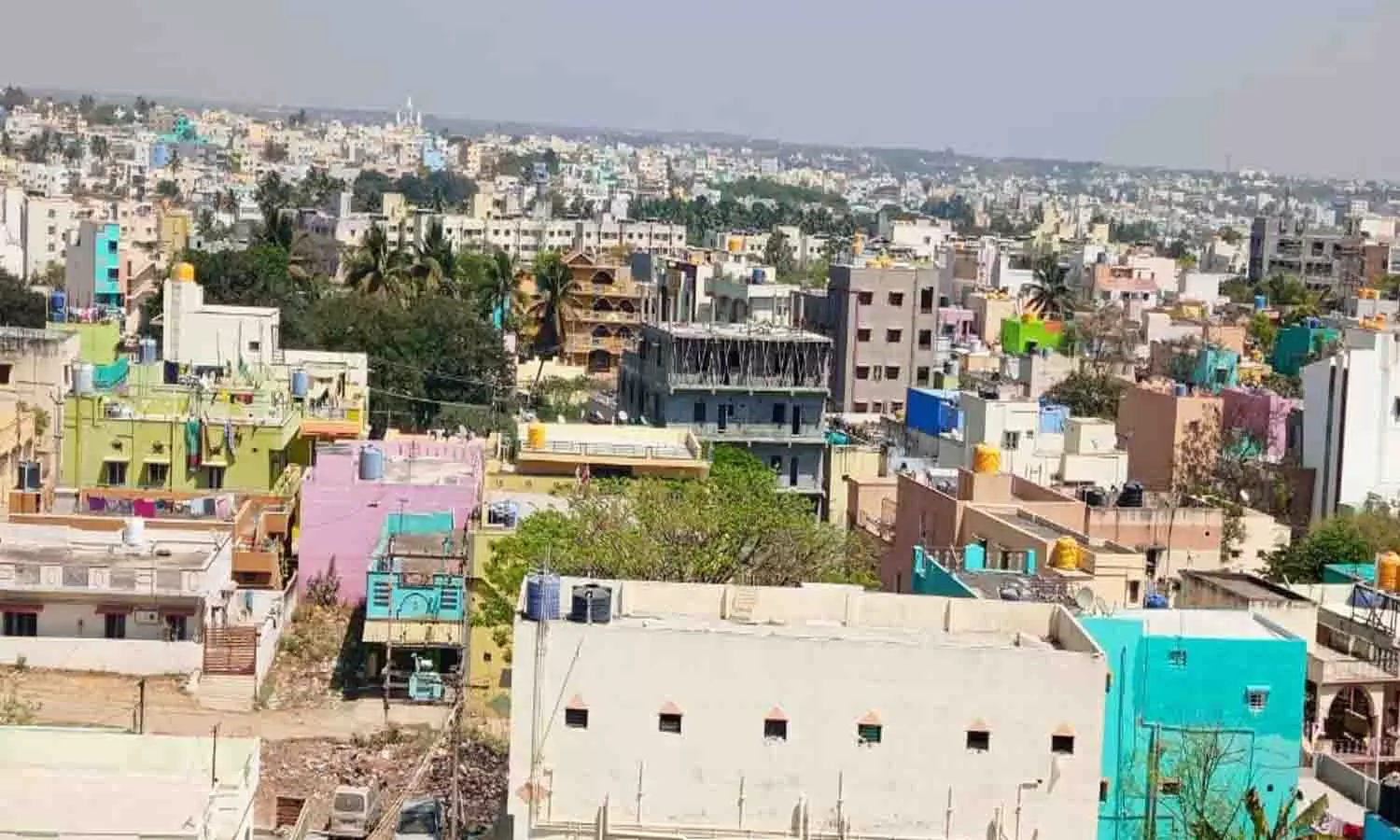 வீடு கட்டி தருவதாக ரூ.1.45 கோடி மோசடி - இளம் பெண் கைது வீடு கட்டி தருவதாக ரூ.1.45 கோடி மோசடி - இளம் பெண் கைது