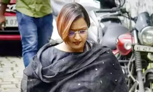 தங்க கடத்தல் வழக்கு தொடர்பான ஆதாரங்களை ஒப்படைத்தால் ரூ.30 கோடி பணம் தருவதாக பேரம்- ஸ்வப்னா பரபரப்பு பேட்டி