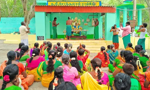 தோரணமலை கோவிலில் வருண கலச பூஜை