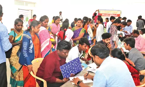 ஏற்காட்டில் ஊரக வாழ்வாதார இயக்க வேலைவாய்ப்பு முகாம்