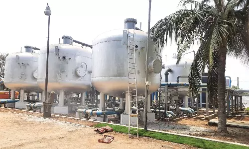 சென்னை நகர மக்களின் குடிநீருக்கு கைகொடுக்கும் ரெட்டேரி ஏரி தண்ணீர்- 1.8 கி.மீட்டர் தூரத்துக்கு குழாய் பதிப்பு