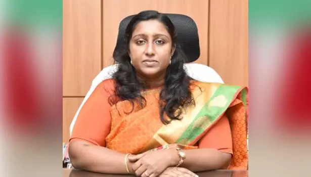 காய்ச்சல் பாதித்தவர்கள் தனிமையில் இருக்க வேண்டும் கலெக்டர் ஸ்ரேயா சிங் அறிவுரை காய்ச்சல் பாதித்தவர்கள் தனிமையில் இருக்க வேண்டும் கலெக்டர் ஸ்ரேயா சிங் அறிவுரை