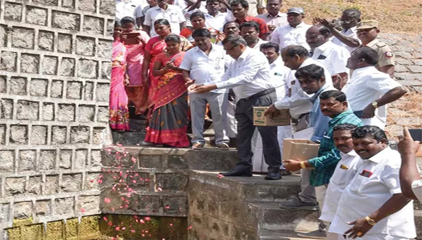 ஆணைமடுவு அணையில் இருந்து பாசனத்திற்கு தண்ணீர் திறப்பு