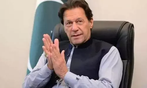 பாகிஸ்தான் முன்னாள் பிரதமர் இம்ரான்கானுக்கு எதிரான பிடிவாரண்டு ரத்து
