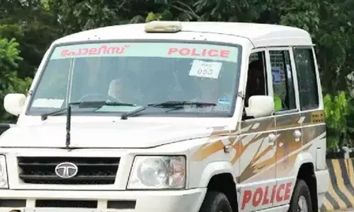 புகார் கொடுக்க வந்த பெண்களுக்கு பாலியல் தொல்லை கொடுத்த இன்ஸ்பெக்டர் டிஸ்மிஸ்