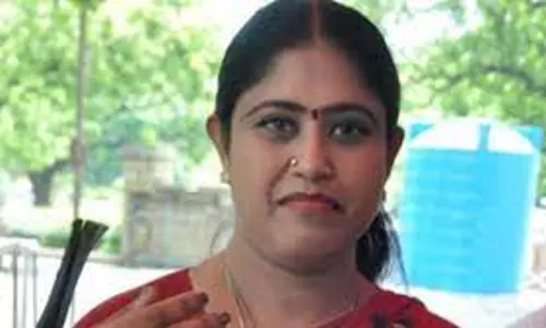 கொறடா மீது பயம் வேண்டாம்- இளங்கோவன் கிண்டலுக்கு விஜயதரணி பதில்