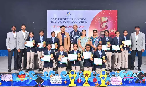 ஏ.வி.பி. சிபிஎஸ்சி பள்ளியில் மாணவ, மாணவிகளுக்கு பாராட்டு - பரிசளிப்பு விழா