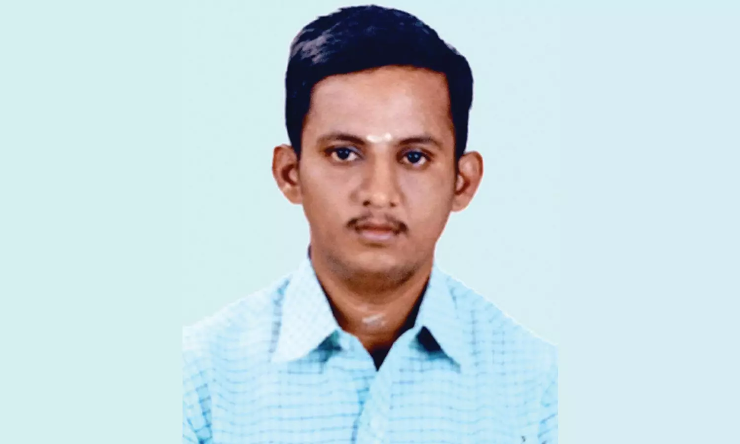 ஈரோடு பஸ், ரெயில் நிலையத்திற்கு தொடர்ந்து 3வது முறையாக வெடிகுண்டு மிரட்டல்- வாலிபர் சிறையில் அடைப்பு ஈரோடு பஸ், ரெயில் நிலையத்திற்கு தொடர்ந்து 3வது முறையாக வெடிகுண்டு மிரட்டல்- வாலிபர் சிறையில் அடைப்பு