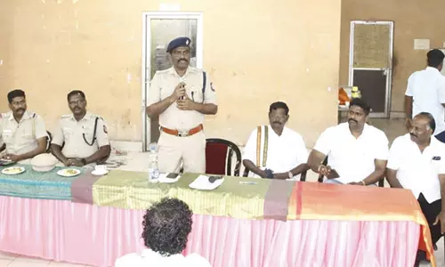 போதைப்பொருள் விழிப்புணர்வு- 60 கிராம நிர்வாகிகளுடன் போலீசார் ஆலோசனை