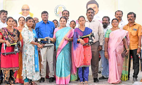 எல்லோருக்கும் எல்லாம் கிடைக்க வேண்டும் என்ற திராவிட மாடல் ஆட்சியை முதல்-அமைச்சர் நடத்தி வருகிறார் - அமைச்சர் கீதாஜீவன் பேச்சு