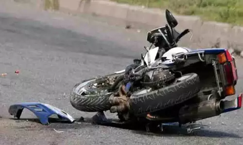 பல்லடத்தில் மோட்டார் சைக்கிள் விபத்தில் தொழிலாளி பலி