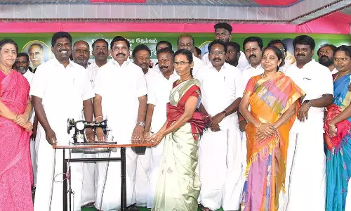 மக்கள் நலத்திட்டங்களில் மு.க.ஸ்டாலின் அக்கறை காட்ட வேண்டும் -எடப்பாடி பழனிசாமி