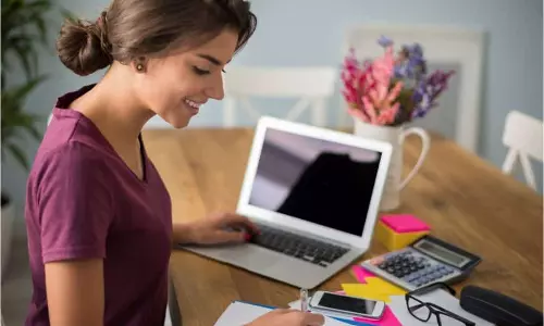 பெண்கள் சிறந்த தொழிலை தேர்வு செய்வது எப்படி?