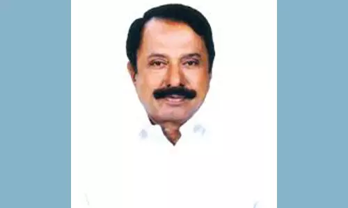 எடப்பாடி பழனிசாமி மீது பொய்வழக்கு போட்டு இருப்பது கண்டனத்திற்குரியது- செங்கோட்டையன் பேட்டி