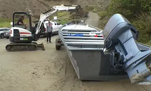 அமெரிக்காவில் கடத்தல் படகுகள் கவிழ்ந்து 8 பேர் பலி