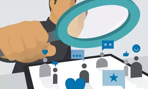 பிளஸ்-2 தேர்வை ஆர்வத்துடன் எழுதிய மாணவ-மாணவிகள்