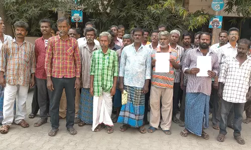 இடைத்தேர்தலுக்காக மூடப்பட்ட டாஸ்மாக் கடையை மீண்டும் திறக்க வேண்டும்