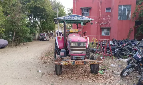 கள்ளக்காதலில் ஈடுபட்ட மாமியாரை டிராக்டர் ஏற்றி கொன்ற மருமகன்- கள்ளக்காதலனையும் கொன்றார்