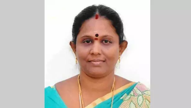 பாதக அதிபதியின் பாதிப்பு நீக்கும் பரிகாரங்கள்- பிரசன்ன ஜோதிடர் ஐ.ஆனந்தி பாதக அதிபதியின் பாதிப்பு நீக்கும் பரிகாரங்கள்- பிரசன்ன ஜோதிடர் ஐ.ஆனந்தி