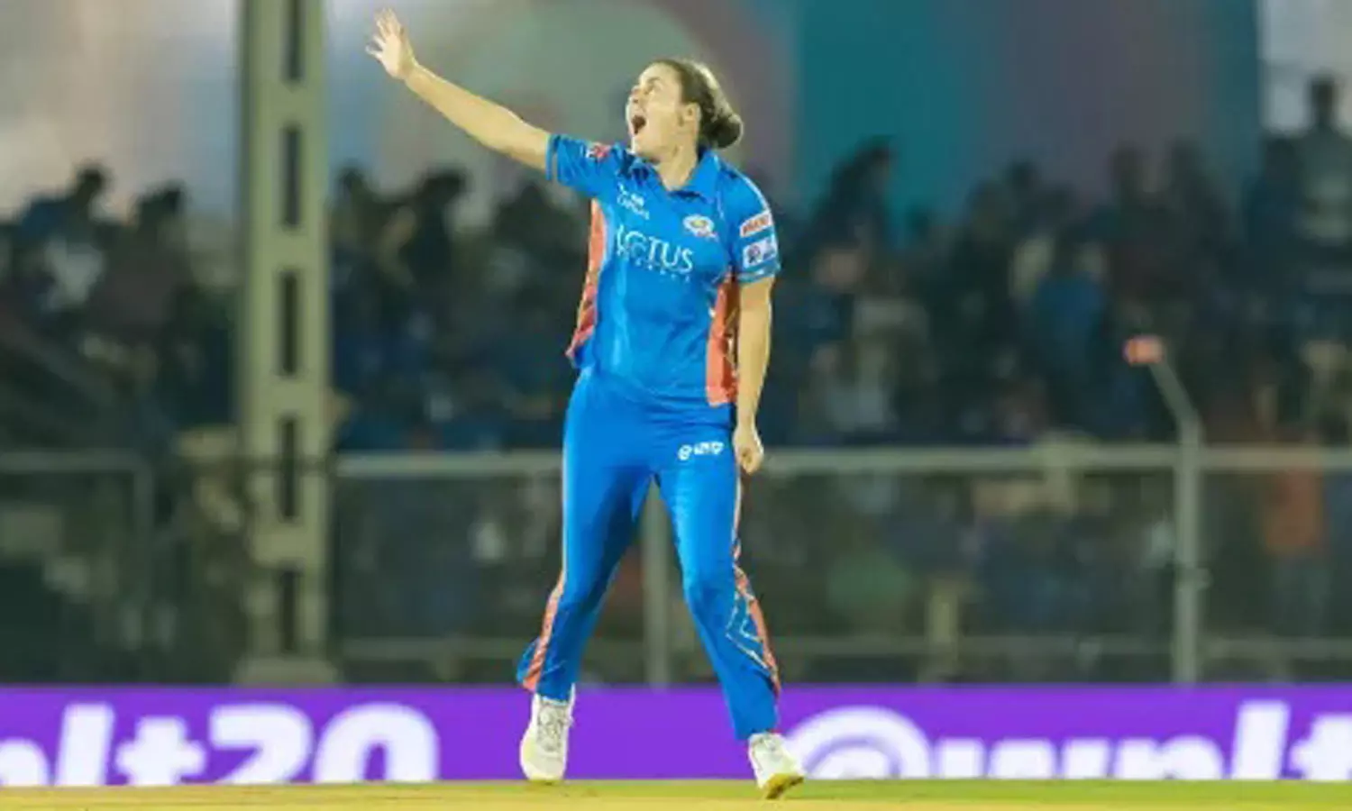 மகளிர் பிரீமியர் லீக் - மும்பை இந்தியன்ஸ் அணி மீண்டும் வெற்றி மகளிர் பிரீமியர் லீக் - மும்பை இந்தியன்ஸ் அணி மீண்டும் வெற்றி