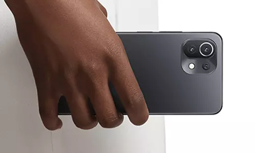 திடீரென வெடித்துச் சிதறிய ஸ்மார்ட்போன்