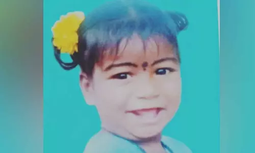 வீட்டில் தூங்கி கொண்டிருந்த 1½ வயது குழந்தை விற்கப்பட்டதா?- உறவினர்களிடம் போலீசார் தீவிர விசாரணை