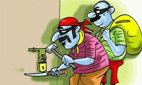 நிதி நிறுவனத்தில் புகுந்து ரூ.2 லட்சம் கொள்ளை