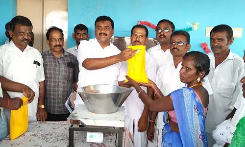 விளாத்திகுளம் அருகே  புதிய ரேஷன் கடை திறப்பு