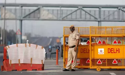 பாராளுமன்றம் வெளியே உள்ள சாலையில் 144 தடை உத்தரவு அமல்