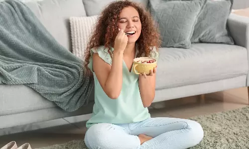 சங்கடங்களை போக்க சம்மணமிடுங்கள்...இந்த முறையில் தான் சாப்பிட வேண்டும்...!