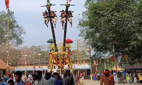 கொல்லங்கோடு பத்ரகாளி அம்மன் கோவிலில் தூக்கத்திருவிழா கொடியேற்றத்துடன் நாளை தொடங்குகிறது