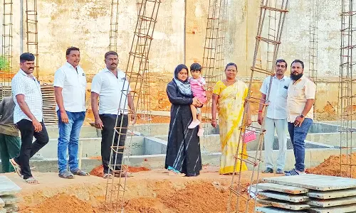 உடன்குடி வாரச்சந்தை கட்டும் பணி விரைவில் முடியும் - பேரூராட்சி தலைவி தகவல்