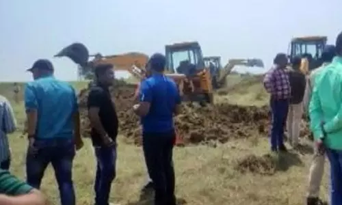 ஆழ்துளை கிணற்றில் தவறி விழுந்த 8 வயது சிறுவன் பலி- 40 மணி நேர போராட்டத்திற்கு பின் உடல் மீட்பு