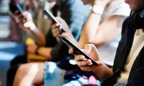 ஸ்மார்ட்போன் உற்பத்தியாளர்களுக்கு புதிய கட்டுப்பாடுகள் - அரசு விளக்கம்!