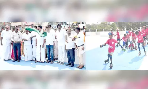 தஞ்சை விளையாட்டு மைதானத்தில் ரூ.5 கோடி மதிப்பில் மேம்பாட்டு பணிகள்- அமைச்சர் திறந்து வைத்தார்