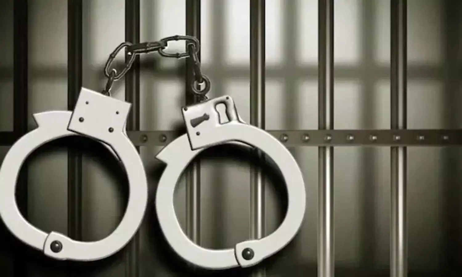 கஞ்சா விற்பனை- லாரி டிரைவர்கள் 3 பேர் கைது கஞ்சா விற்பனை- லாரி டிரைவர்கள் 3 பேர் கைது