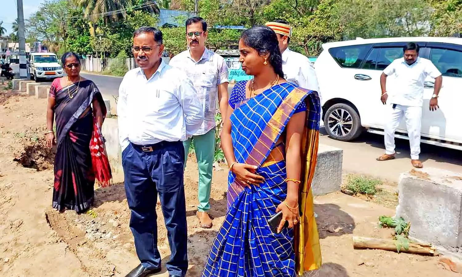 சீர்காழிஅரியாபிள்ளை குளம் தூர்வாரும் பணி