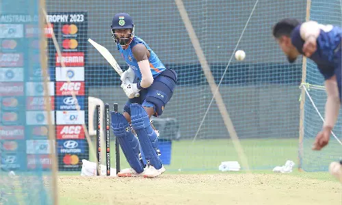 மும்பையில் இன்று முதல் ஒருநாள் போட்டி - இந்தியாவின் வெற்றி நடை தொடருமா?