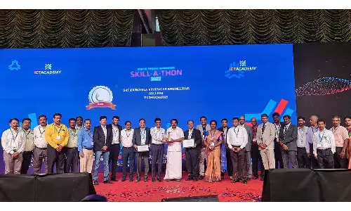 மணக்குள விநாயகர் என்ஜினீயரிங் கல்லூரிக்கு ஐ.சி.டி.அகடாமி விருதுகள்