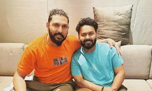 சாம்பியன் மீண்டும் எழப் போகிறார்: ரிஷப் பண்டை நேரில் சந்தித்த யுவராஜ் சிங் டுவிட்