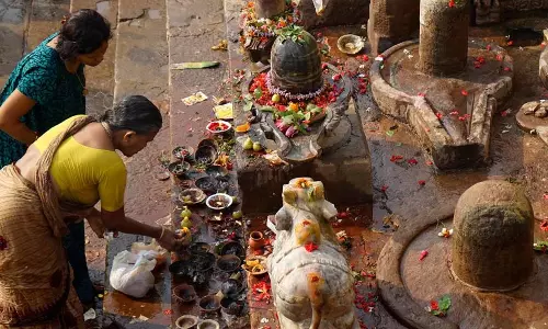பாதக தோஷத்தால் ஏற்படும் பிரச்சனைகளும்... பரிகாரமும்...