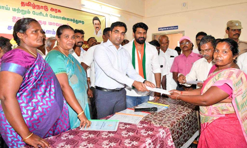 சாத்தான்குளம் பகுதியில் குடிநீர் பிரச்சினைக்கு விரைவில் தீர்வு காணப்படும்- கலெக்டர் செந்தில்ராஜ் பேச்சு