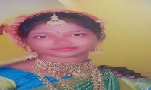 பண்ருட்டி அருகே திருமணமான 2 வருடத்தில்   இளம் பெண் மர்ம சாவு:போலீஸ் நிலையத்தை உறவினர்கள் முற்றுகை