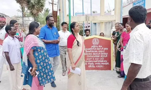 ரேசன் கடை, பள்ளியில் கலெக்டர் திடீர் ஆய்வு