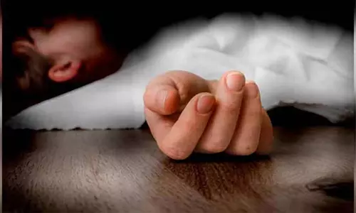 ஆரம்ப சுகாதார நிலையத்தில் குழந்தை பெற்ற பெண் திடீர் சாவு